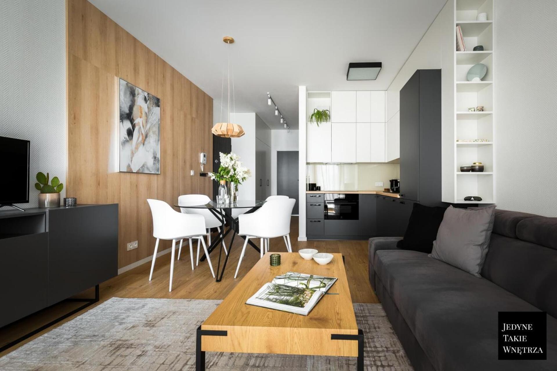 Cozy Family Apartments With Balcony Near Zlote Tarasy Varsovie Extérieur photo