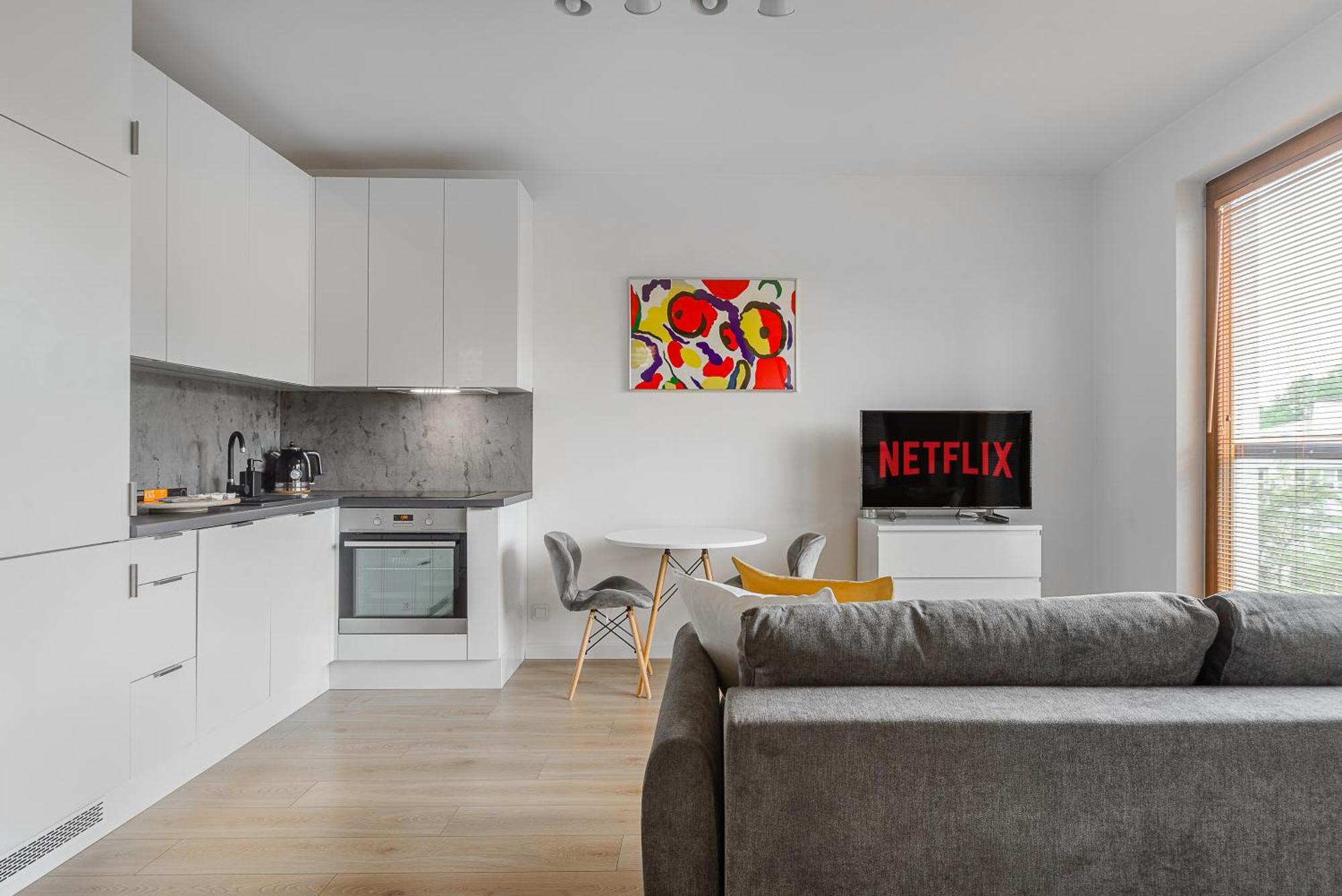 Cozy Family Apartments With Balcony Near Zlote Tarasy Varsovie Extérieur photo