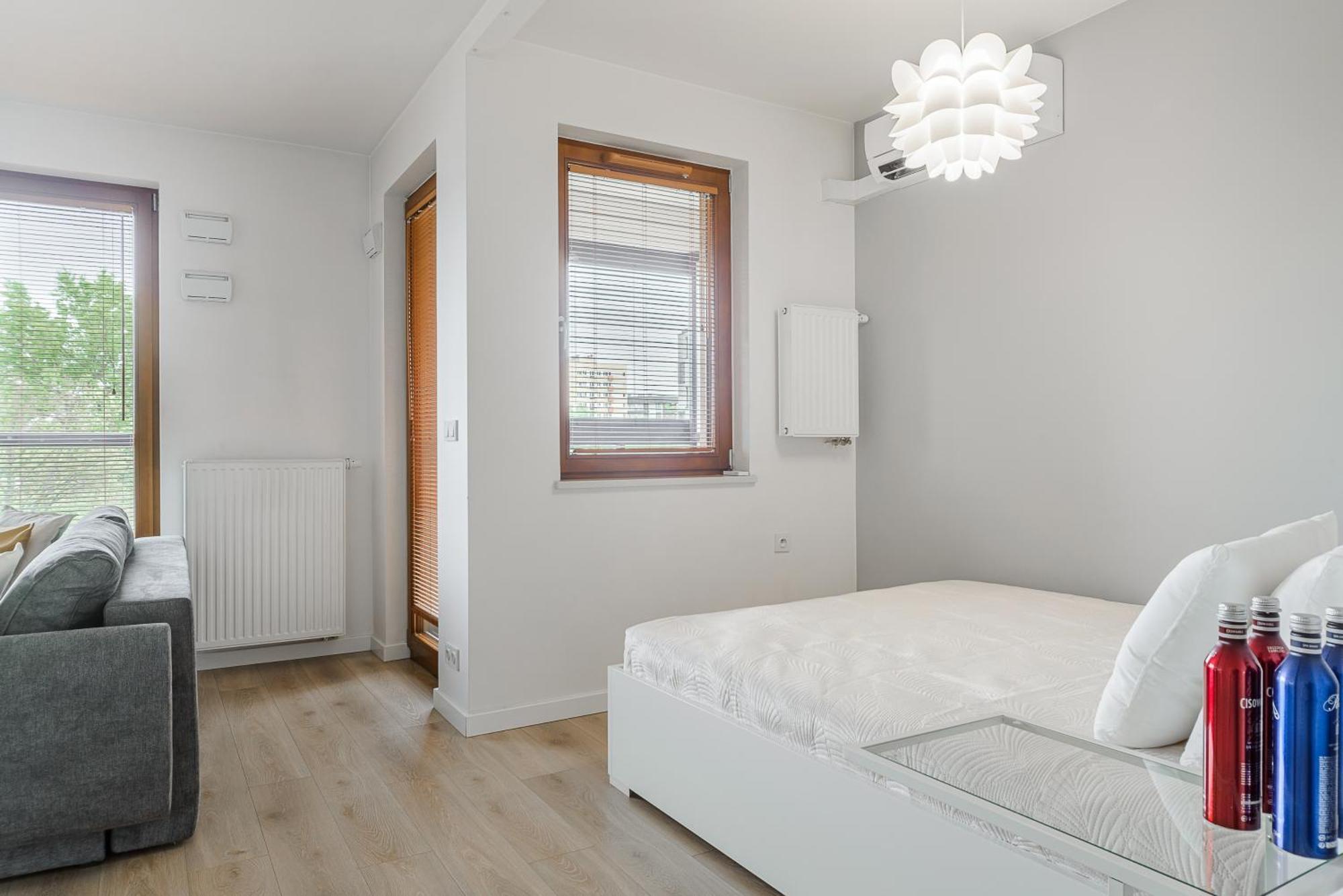 Cozy Family Apartments With Balcony Near Zlote Tarasy Varsovie Extérieur photo