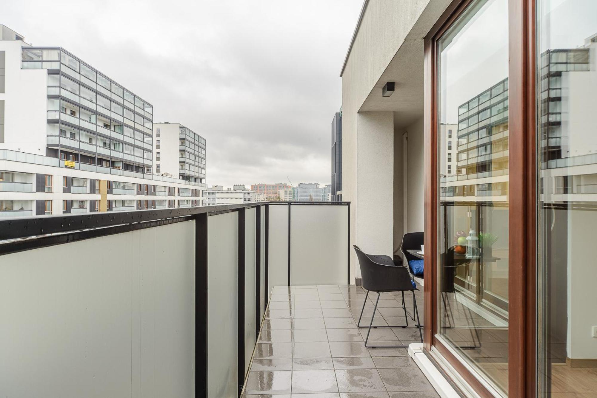 Cozy Family Apartments With Balcony Near Zlote Tarasy Varsovie Chambre photo