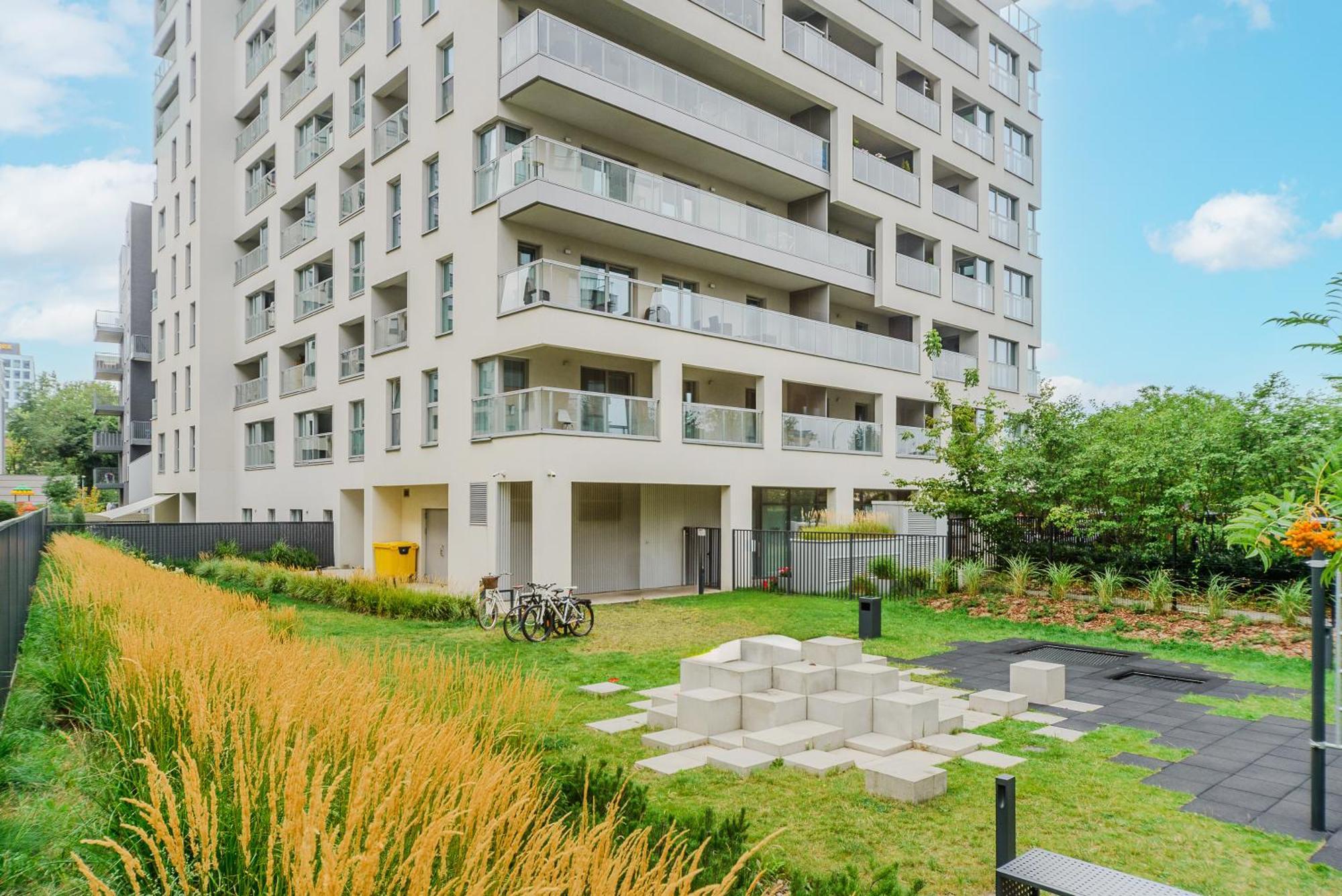 Cozy Family Apartments With Balcony Near Zlote Tarasy Varsovie Chambre photo